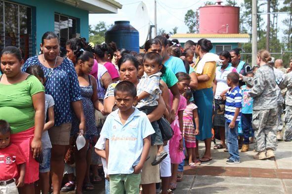 Indígenas de los países amazónicos en alerta por el futuro de las consultas previas