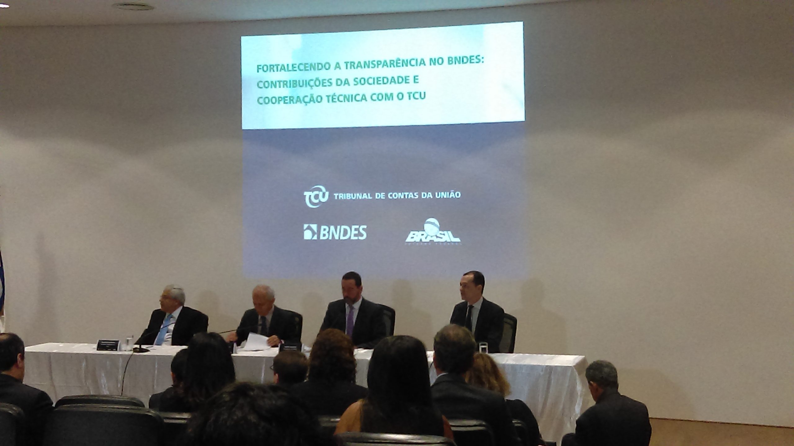 BNDES: mucho por mejorar en transparencia y acceso a la información